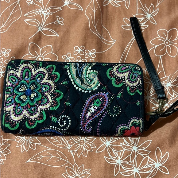 Vera Bradley Black Paisley Wallet - Picture 3 of 5